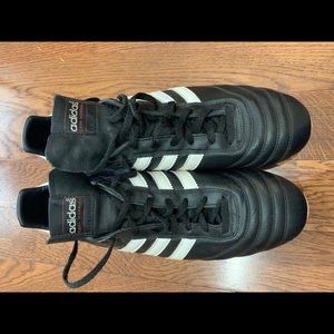Adias Copa Mundial soccer cleats